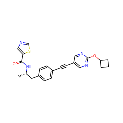 C[C@@H](Cc1ccc(C#Cc2cnc(OC3CCC3)nc2)cc1)NC(=O)c1cncs1 ZINC000113238831