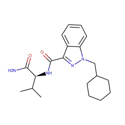 CC(C)[C@H](NC(=O)c1nn(CC2CCCCC2)c2ccccc12)C(N)=O ZINC000096032879