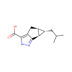 CC(C)C[C@H]1[C@@H]2Cc3c(n[nH]c3C(=O)O)[C@@H]21 ZINC000034638917