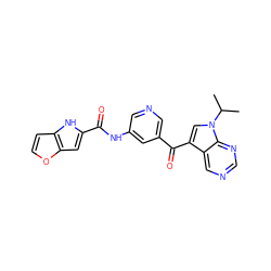 CC(C)n1cc(C(=O)c2cncc(NC(=O)c3cc4occc4[nH]3)c2)c2cncnc21 ZINC000221757589