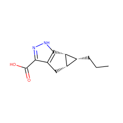 CCC[C@@H]1[C@@H]2Cc3c(C(=O)O)n[nH]c3[C@@H]21 ZINC000035855109