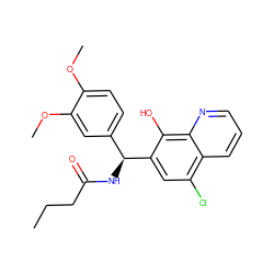 CCCC(=O)N[C@@H](c1ccc(OC)c(OC)c1)c1cc(Cl)c2cccnc2c1O ZINC000000801092