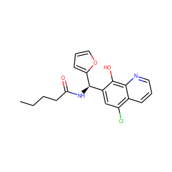 CCCCC(=O)N[C@@H](c1ccco1)c1cc(Cl)c2cccnc2c1O ZINC000002488161