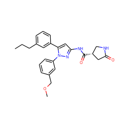 CCCc1cccc(-c2cc(NC(=O)[C@@H]3CNC(=O)C3)nn2-c2cccc(COC)c2)c1 ZINC000169707366