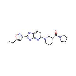 CCc1cc(-c2nc3nc(N4CCC[C@@H](C(=O)N5CCCC5)C4)ccc3[nH]2)no1 ZINC001772611867