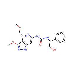 COCc1nc(NC(=O)N[C@H](CO)c2ccccc2)cc2[nH]nc(OC)c12 ZINC001772578609