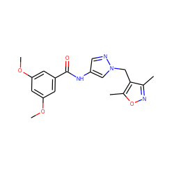 COc1cc(OC)cc(C(=O)Nc2cnn(Cc3c(C)noc3C)c2)c1 ZINC000116674231