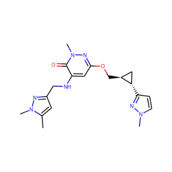 Cc1cc(CNc2cc(OC[C@H]3C[C@@H]3c3ccn(C)n3)nn(C)c2=O)nn1C ZINC000221916112