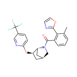 Cc1cccc(C(=O)N2C[C@H]3C[C@@H](Oc4ccc(C(F)(F)F)cn4)[C@H]2C3)c1-c1ncco1 ZINC000218549341