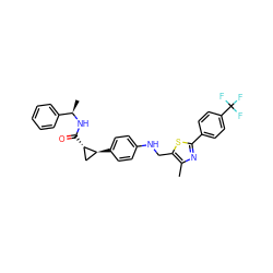 Cc1nc(-c2ccc(C(F)(F)F)cc2)sc1CNc1ccc([C@H]2C[C@@H]2C(=O)N[C@H](C)c2ccccc2)cc1 ZINC000043524201