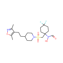 Cc1noc(C)c1CCC1CCN(S(=O)(=O)CC2(N(O)C=O)CCC(F)(F)CC2)CC1 ZINC000071296154