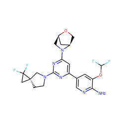 Nc1ncc(-c2cc(N3C[C@@H]4C[C@H]3CO4)nc(N3CC[C@]4(C3)CC4(F)F)n2)cc1OC(F)F ZINC000653778385