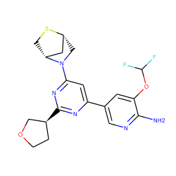 Nc1ncc(-c2cc(N3C[C@@H]4C[C@H]3CS4)nc([C@H]3CCOC3)n2)cc1OC(F)F ZINC000653671254